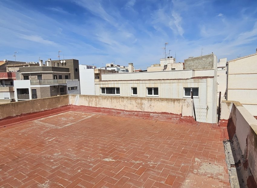 Herverkoop - Appartement / flat - Torrevieia - Center