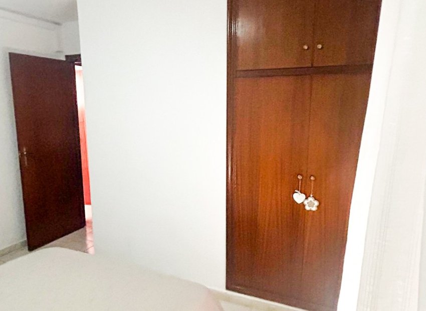 Herverkoop - Appartement / flat - Torrevieia - Center