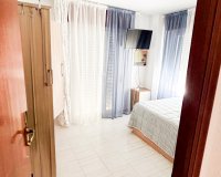 Herverkoop - Appartement / flat - Torrevieia - Center