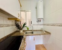 Herverkoop - Appartement / flat - Torrevieia - Center