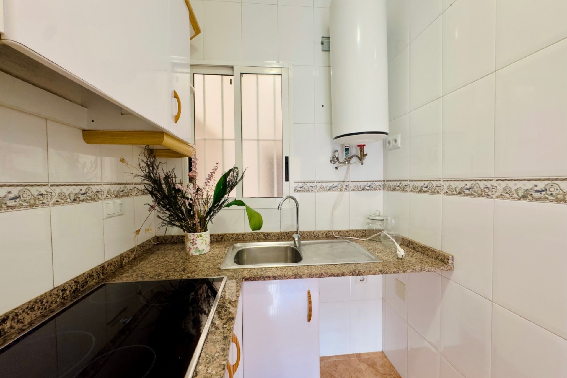 Herverkoop - Appartement / flat - Torrevieia - Center