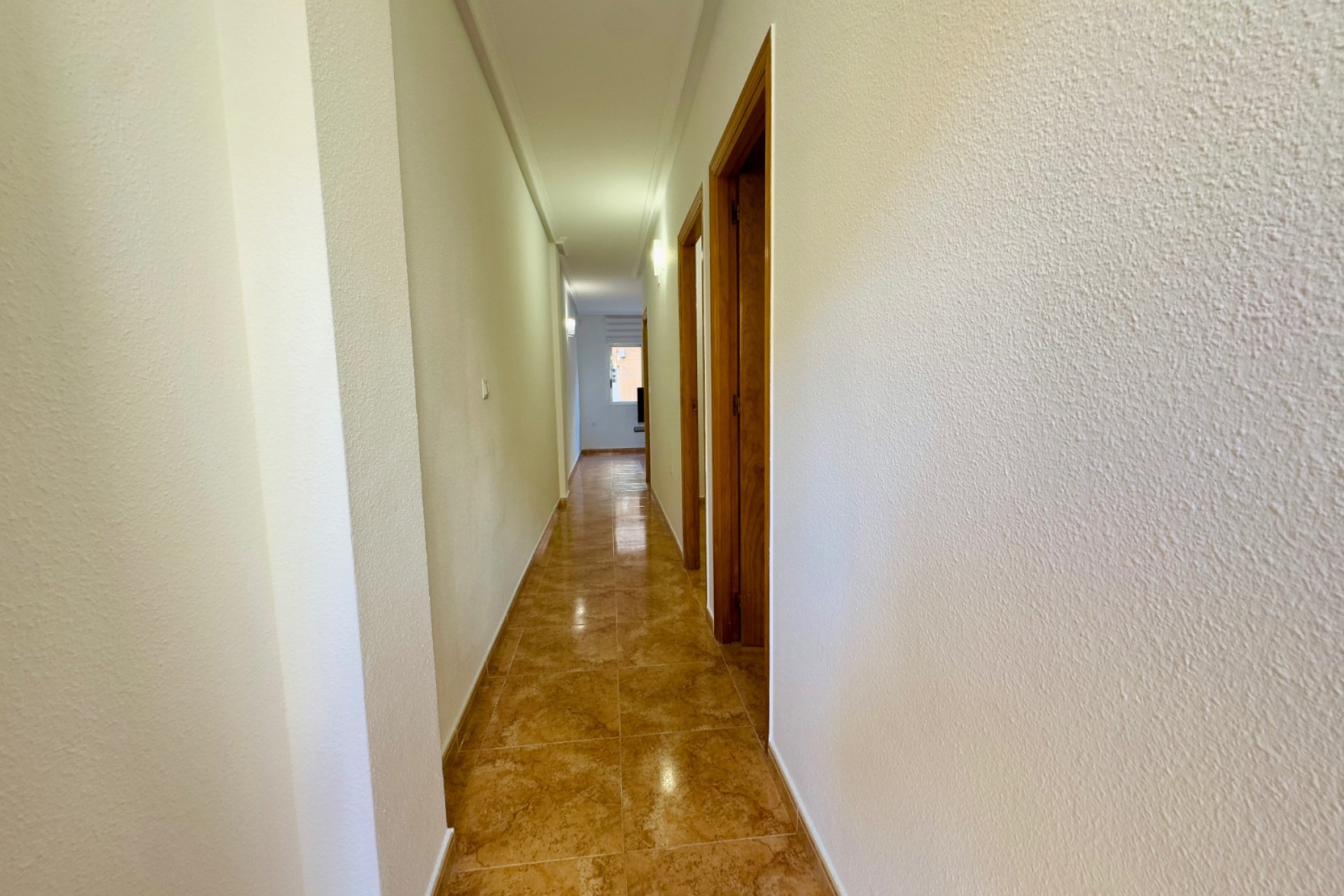 Herverkoop - Appartement / flat - Torrevieia - Center