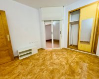 Herverkoop - Appartement / flat - Torrevieia - Center