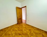 Herverkoop - Appartement / flat - Torrevieia - Center