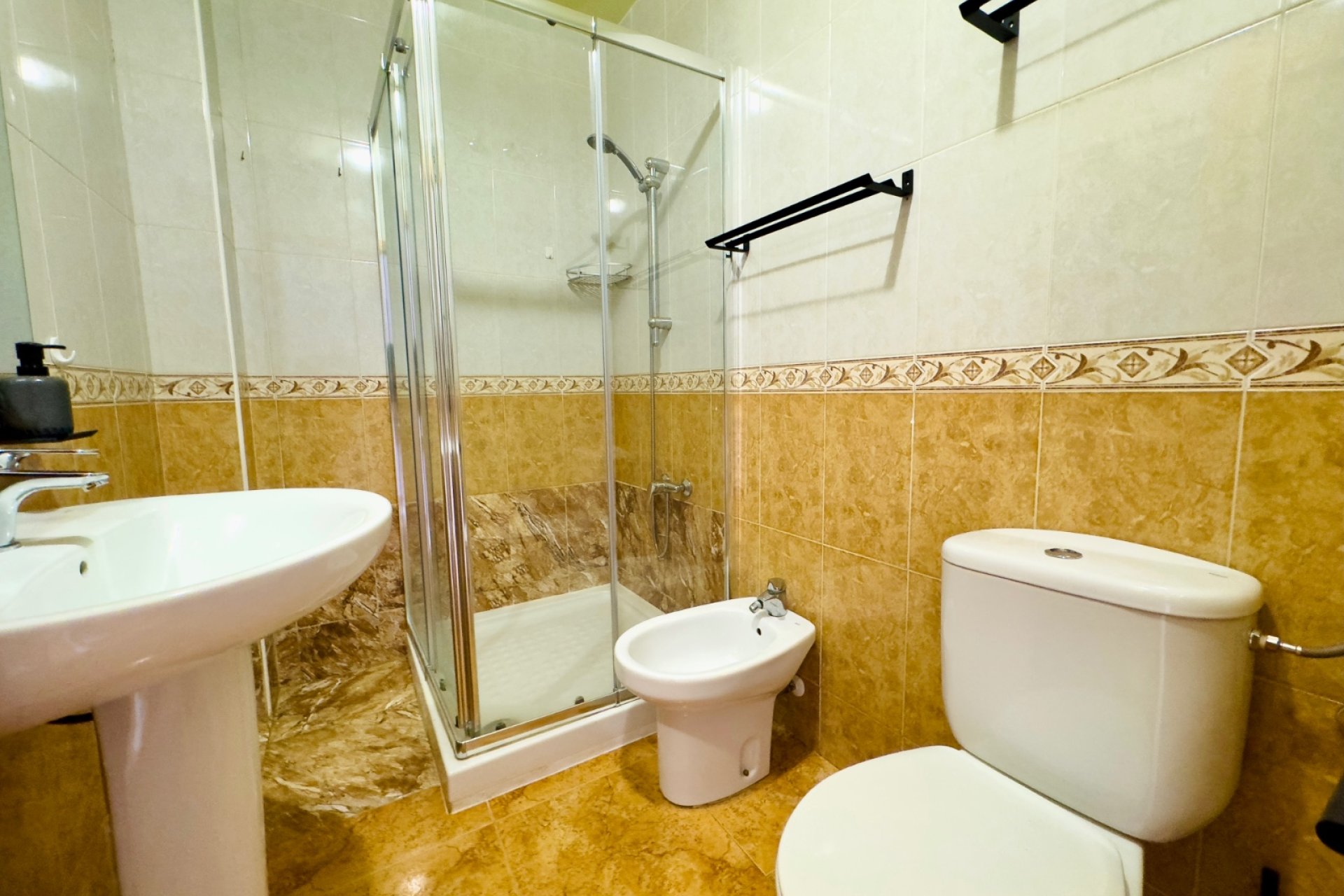 Herverkoop - Appartement / flat - Torrevieia - Center