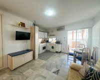Herverkoop - Appartement / flat - Torrevieia - Center
