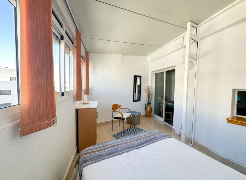 Herverkoop - Appartement / flat - Torrevieia - Center