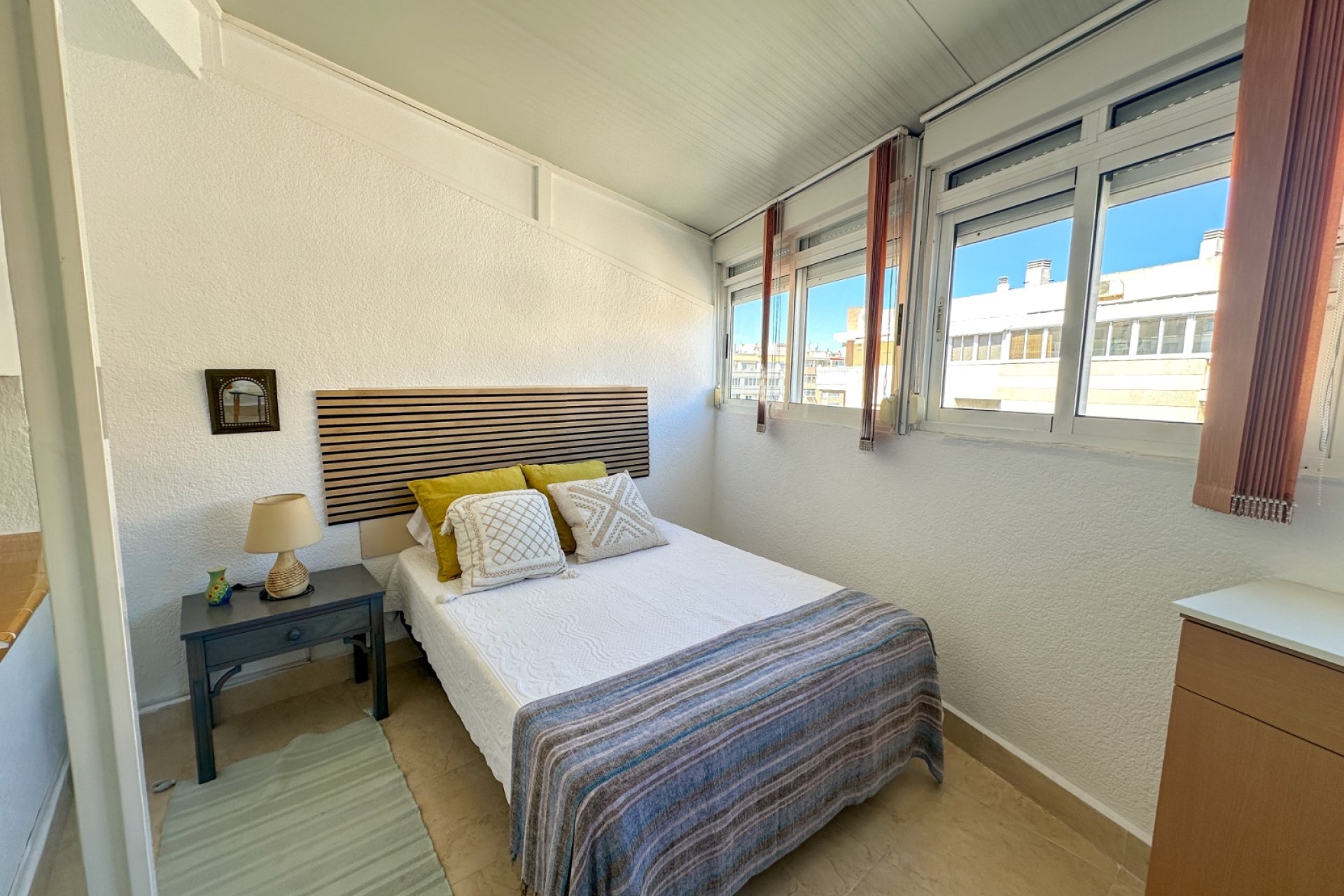 Herverkoop - Appartement / flat - Torrevieia - Center