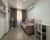 Herverkoop - Appartement / flat - Torrevieia - Center