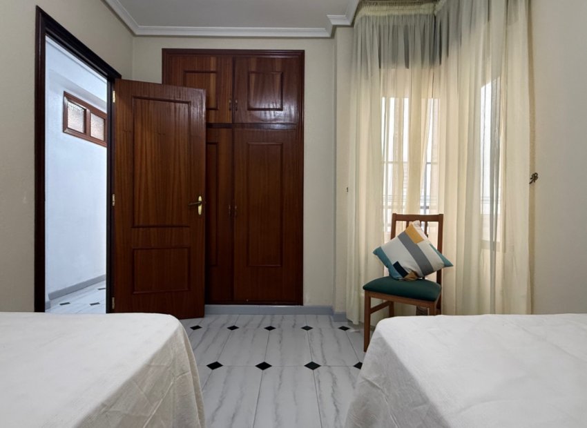 Herverkoop - Appartement / flat - Torrevieia - Costa Blanca