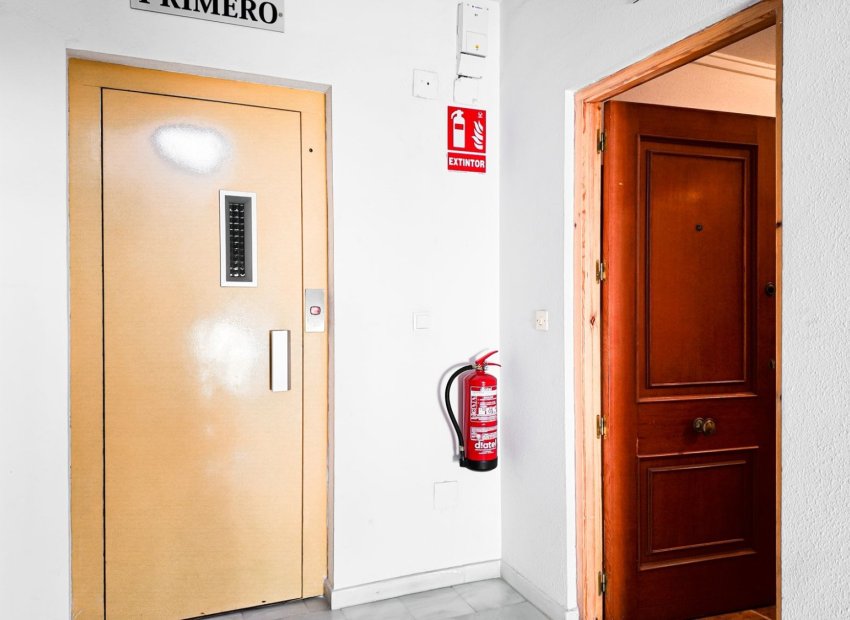 Herverkoop - Appartement / flat - Torrevieia - El Acequión - Los Náufragos