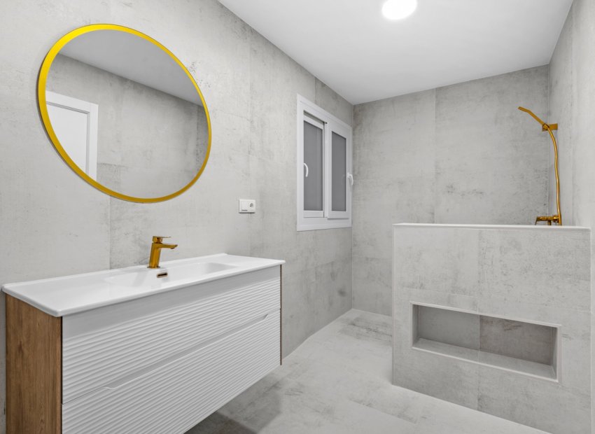 Herverkoop - Appartement / flat - Torrevieia - El Acequión - Los Náufragos