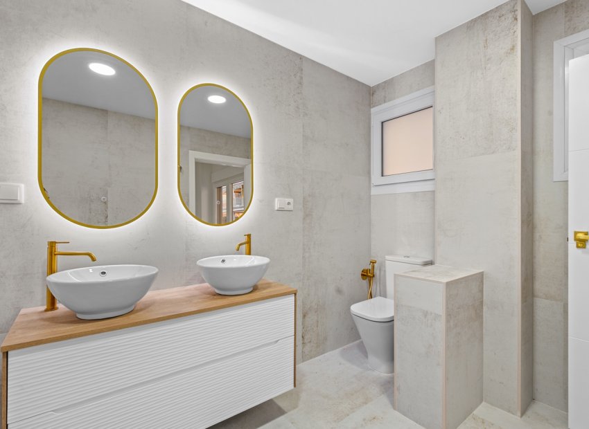 Herverkoop - Appartement / flat - Torrevieia - El Acequión - Los Náufragos