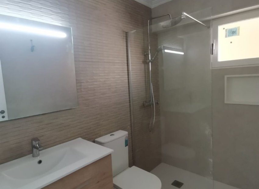 Herverkoop - Appartement / flat - Torrevieia - La Mata