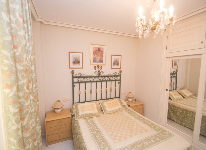 Herverkoop - Appartement / flat - Torrevieia - La Veleta