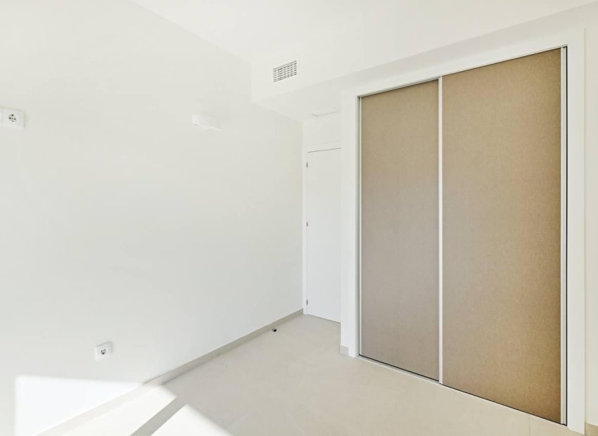 Herverkoop - Appartement / flat - Torrevieia - La Veleta