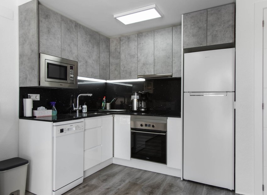 Herverkoop - Appartement / flat - Torrevieia - Lago Jardin
