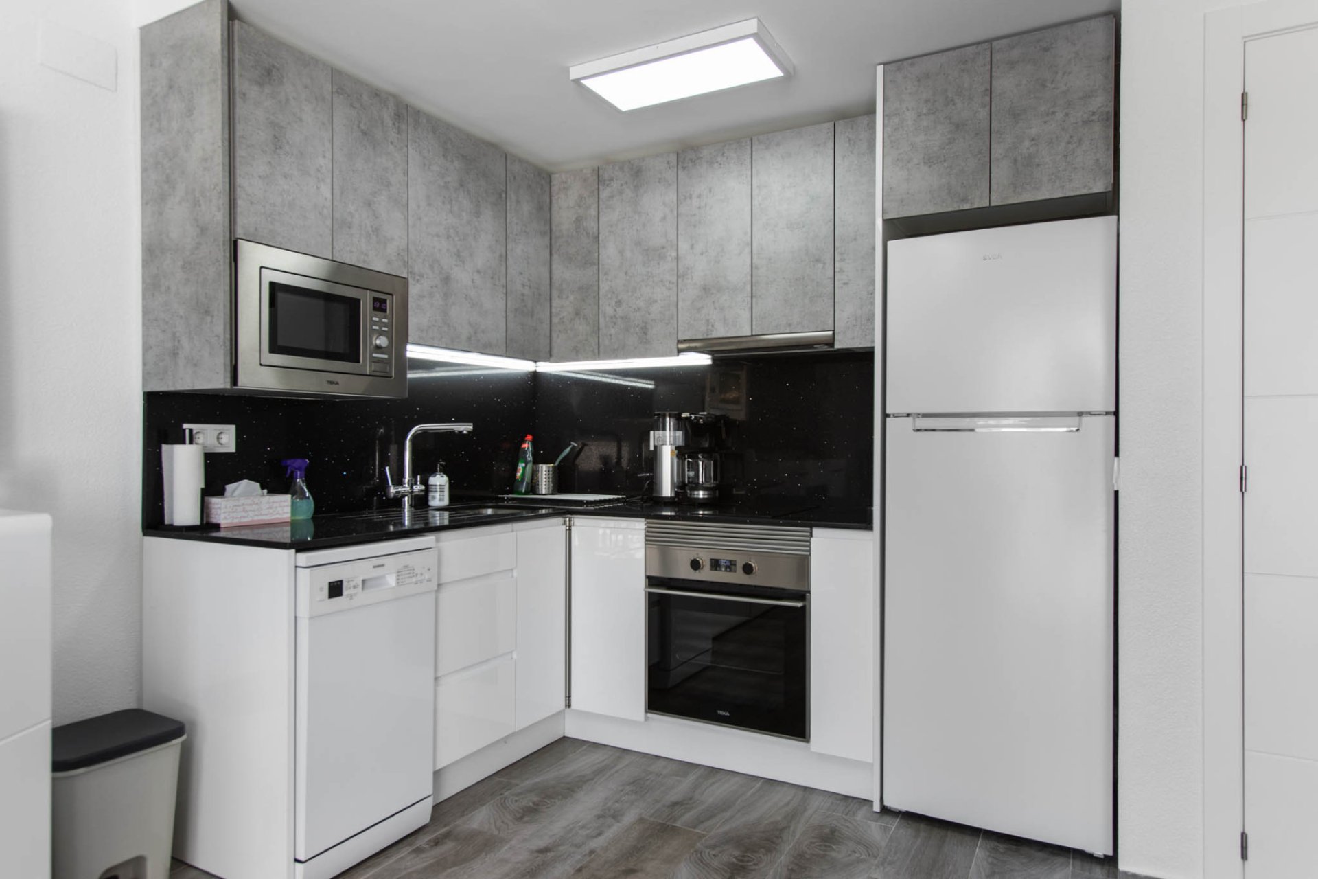 Herverkoop - Appartement / flat - Torrevieia - Lago Jardin