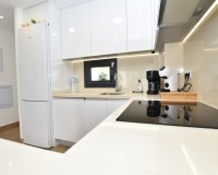 Herverkoop - Appartement / flat - Torrevieia - Los Balcones