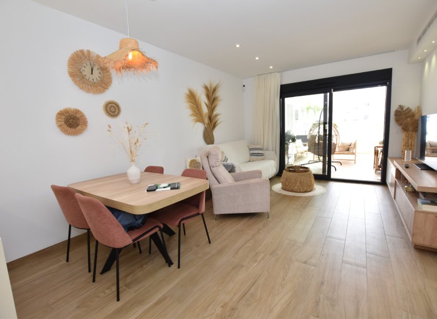 Herverkoop - Appartement / flat - Torrevieia - Los Balcones