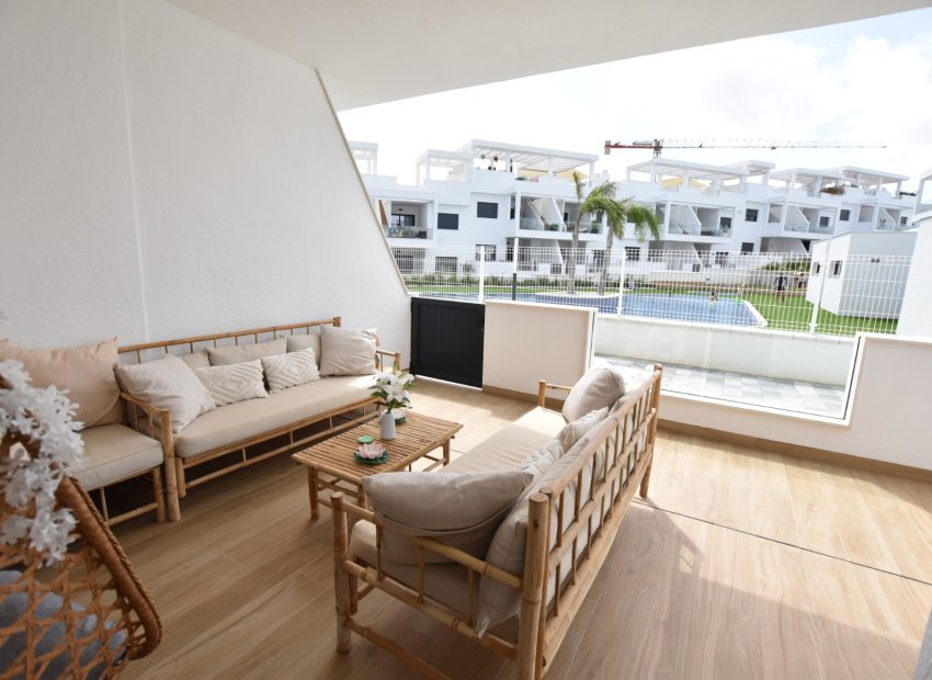Herverkoop - Appartement / flat - Torrevieia - Los Balcones