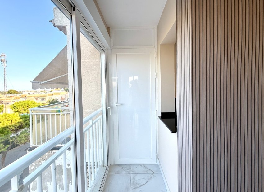 Herverkoop - Appartement / flat - Torrevieia - Los Balcones