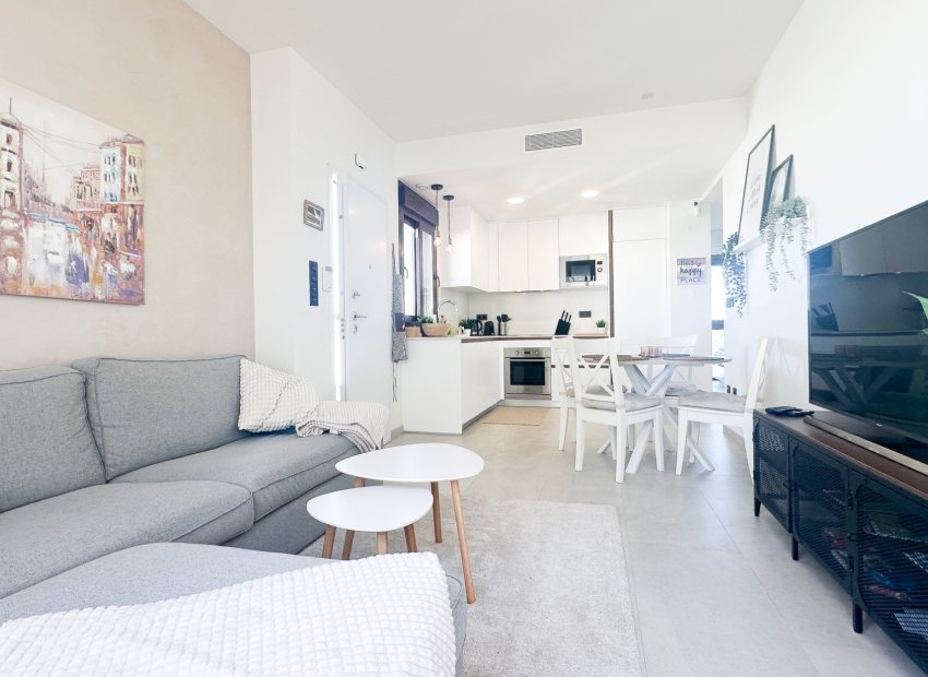 Herverkoop - Appartement / flat - Torrevieia - Los Balcones