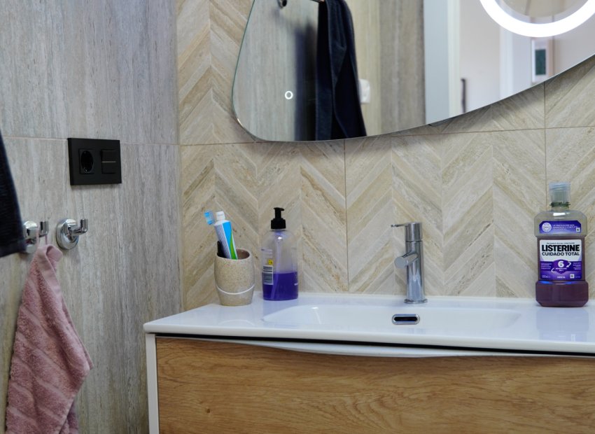 Herverkoop - Appartement / flat - Torrevieia - Los Balcones