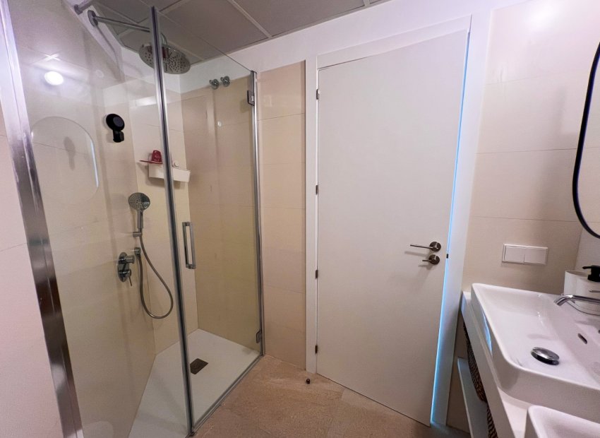 Herverkoop - Appartement / flat - Torrevieia - Los Balcones