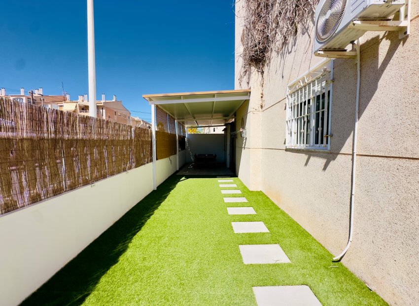 Herverkoop - Appartement / flat - Torrevieia - Los Frutales