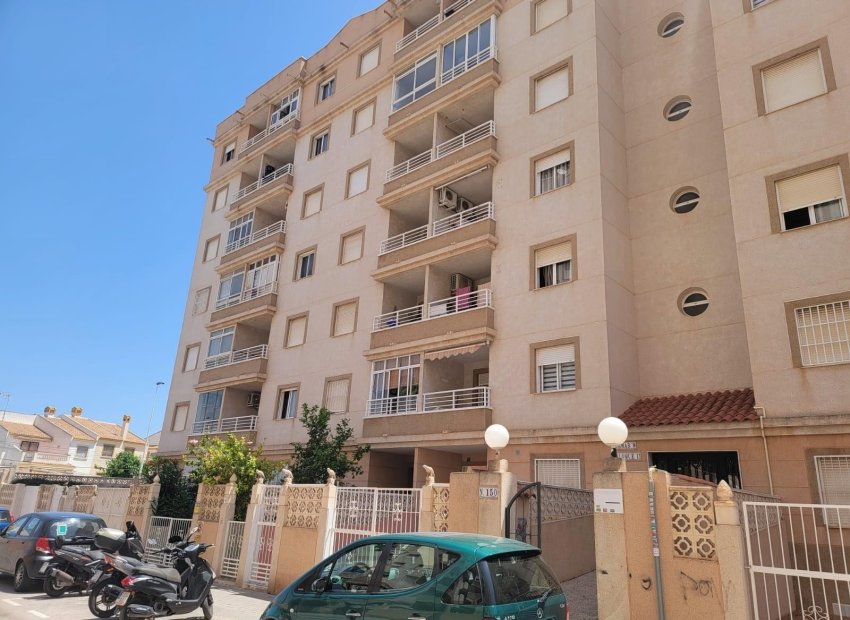 Herverkoop - Appartement / flat - Torrevieia - Nueva Torrevieja