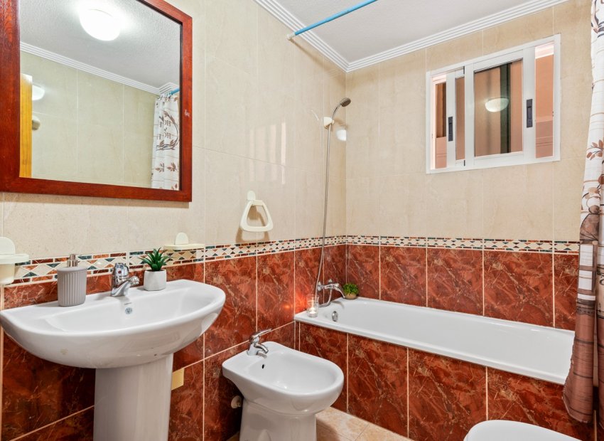 Herverkoop - Appartement / flat - Torrevieia - Parque de las Naciones