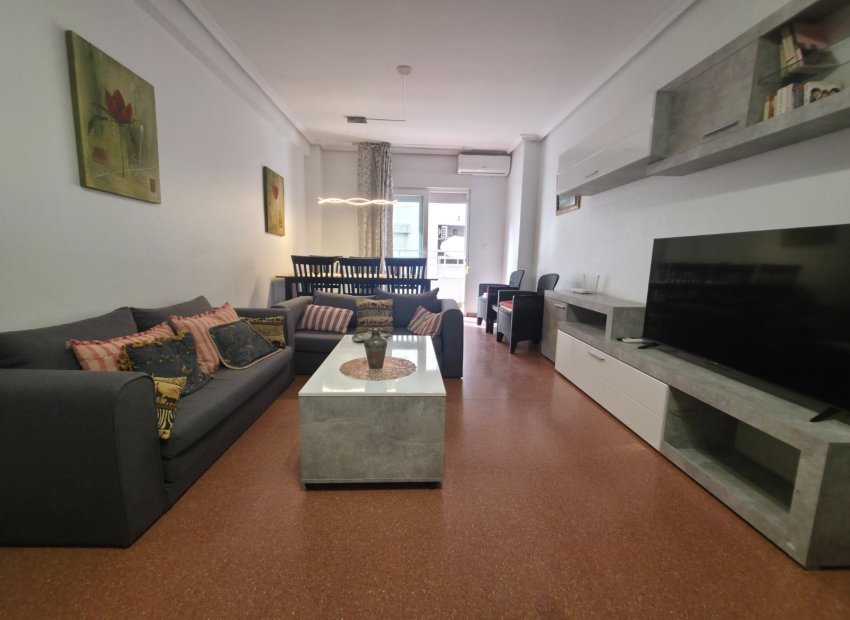 Herverkoop - Appartement / flat - Torrevieia - Paseo maritimo