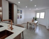 Herverkoop - Appartement / flat - Torrevieia - Playa Acequion