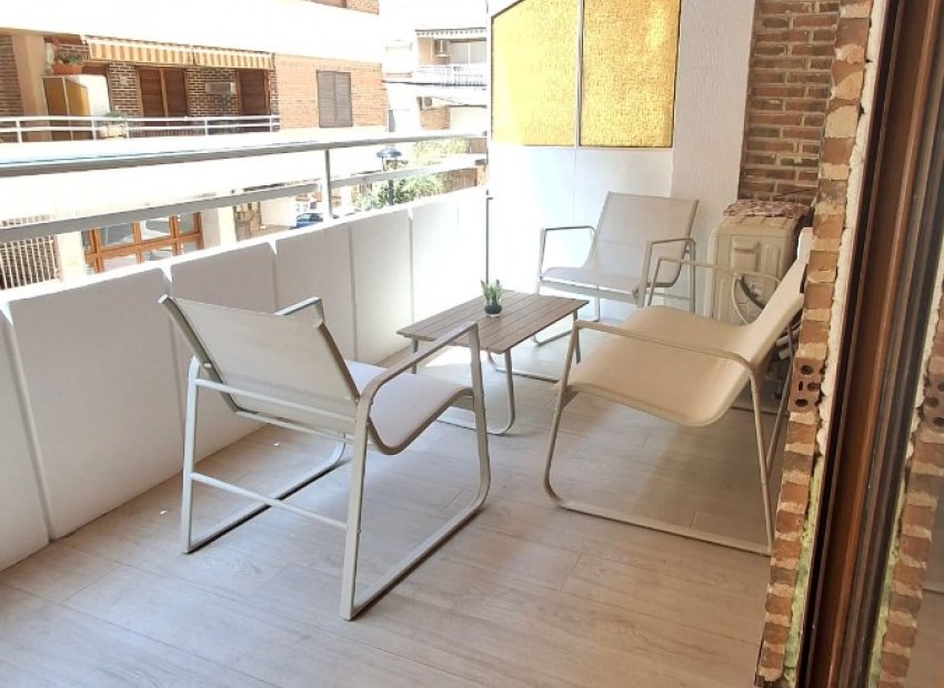Herverkoop - Appartement / flat - Torrevieia - Playa Acequion