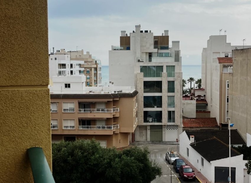 Herverkoop - Appartement / flat - Torrevieia - Playa de la mata