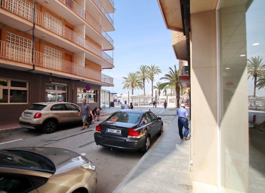 Herverkoop - Appartement / flat - Torrevieia - Playa del Cura