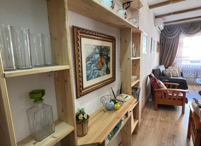 Herverkoop - Appartement / flat - Torrevieia - Playa del Cura