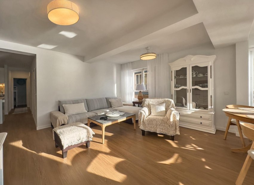 Herverkoop - Appartement / flat - Torrevieia - Playa del Cura