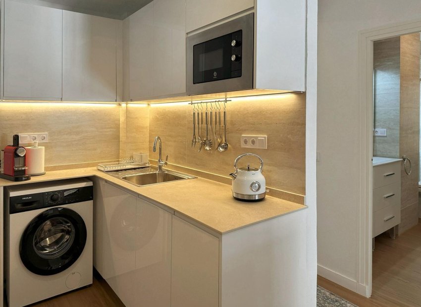 Herverkoop - Appartement / flat - Torrevieia - Playa del Cura