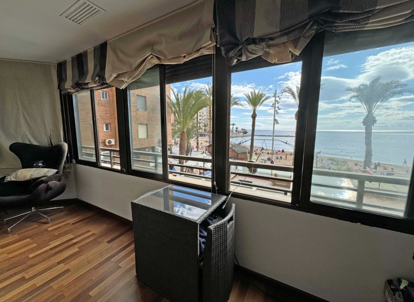 Herverkoop - Appartement / flat - Torrevieia - Playa del Cura