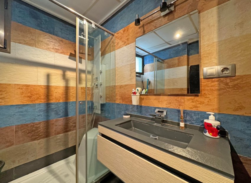 Herverkoop - Appartement / flat - Torrevieia - Playa del Cura