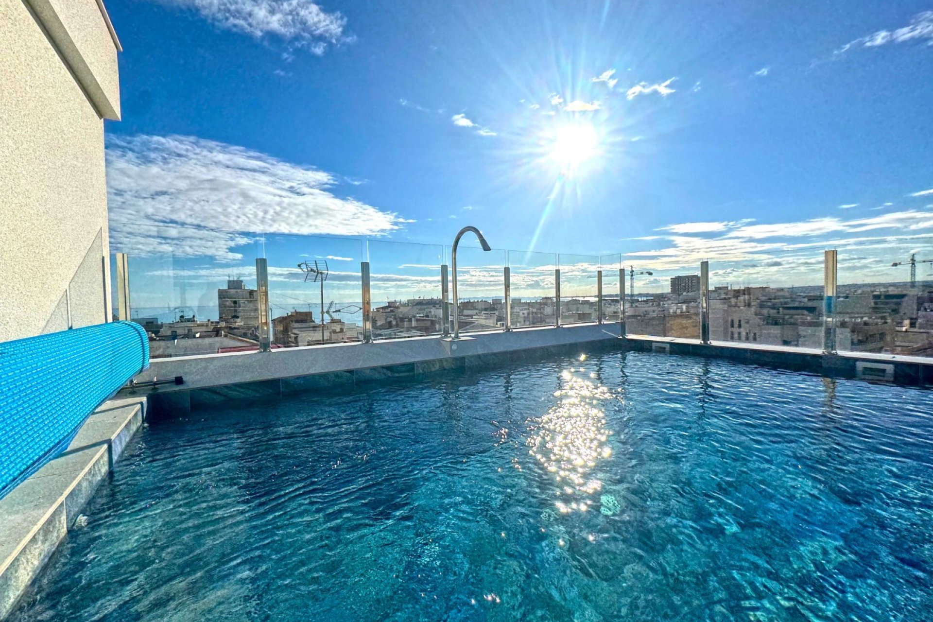 Herverkoop - Appartement / flat - Torrevieia - Playa del Cura