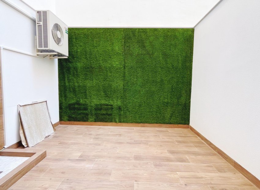 Herverkoop - Appartement / flat - Torrevieia - Playa del Cura