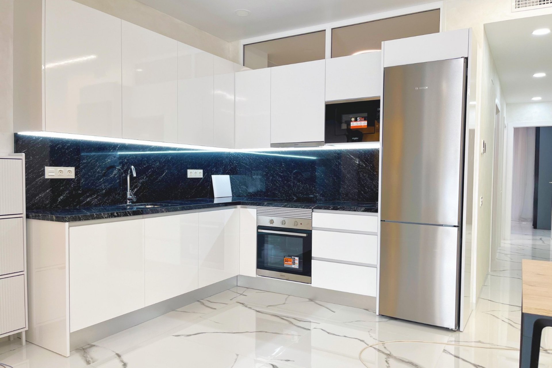 Herverkoop - Appartement / flat - Torrevieia - Playa del Cura