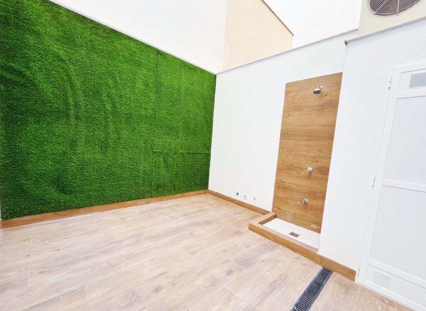 Herverkoop - Appartement / flat - Torrevieia - Playa del Cura