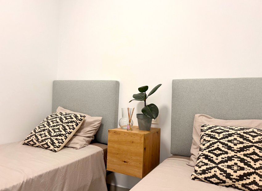 Herverkoop - Appartement / flat - Torrevieia - Playa del Cura