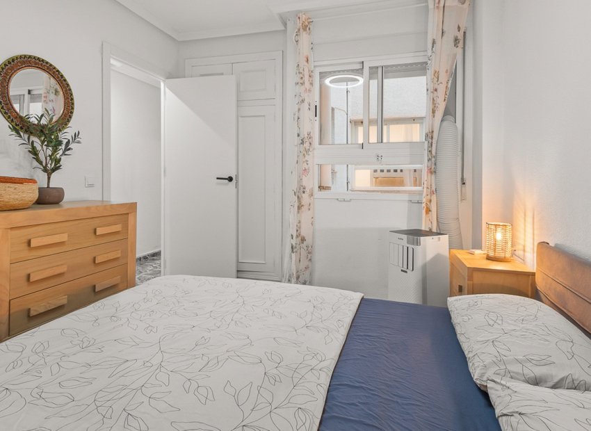 Herverkoop - Appartement / flat - Torrevieia - Playa del Cura