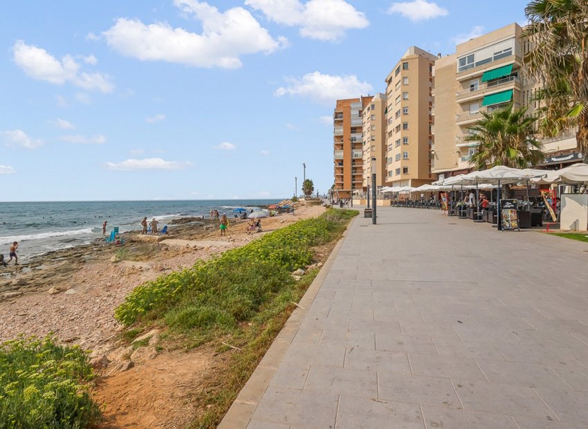 Herverkoop - Appartement / flat - Torrevieia - Playa del Cura