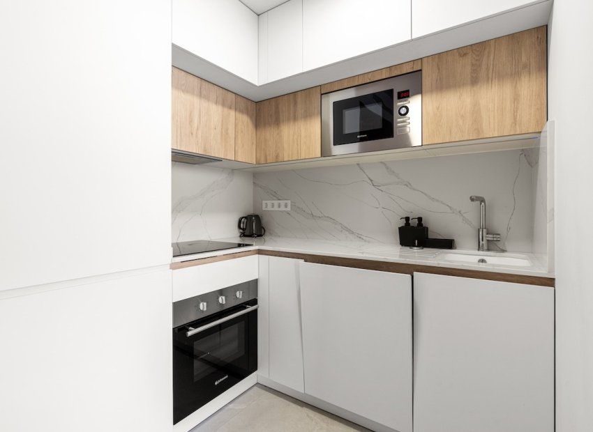 Herverkoop - Appartement / flat - Torrevieia - Playa del Cura